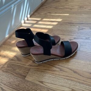 AMORE- wedge heel sandals